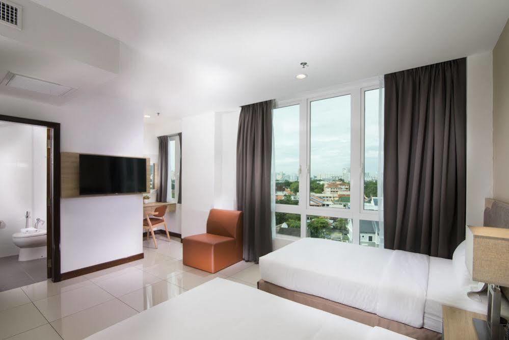 One Pacific And Serviced George Town